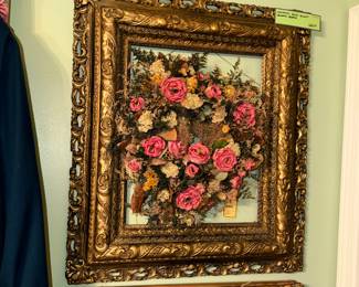 Items Located In The 1st Bedroom (MASTER)