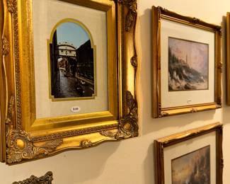 Items Located In The Central Hallway