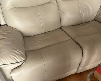 LOVESEAT