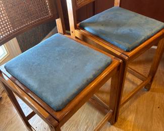 PAIR OF STOOLS