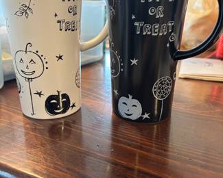 STARBUCKS HALLOWEEN MUGS