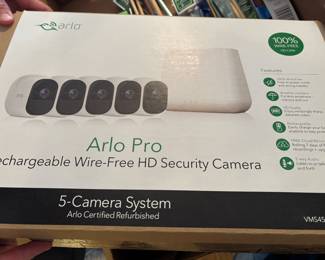 WIRELESS SECURITY SYSTEM BY ARLO