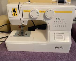 Baby Lock Anna Sewing Machine (Model BL20A)