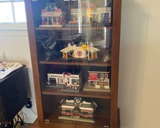 Danbury Mint Lighted Service Stations and Diners Collection