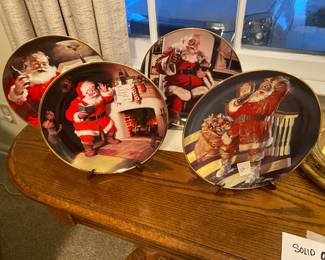 Santa Coca-Cola Plate Collection