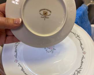 Signature Collection Fine China Petite Bouquet - Japan 114m$