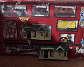 Vintage North Pole Express Motorized Train Christmas Village Decoration Musical