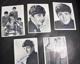 👉 “Vintage 1960s Beatles Photo Card Collection – 28 Cards – Estate Find!”