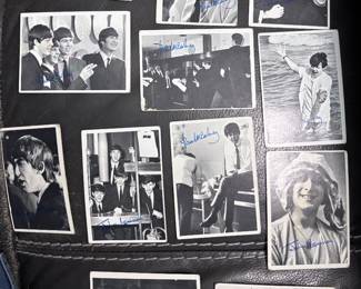 👉 “Vintage 1960s Beatles Photo Card Collection – 28 Cards – Estate Find!”
