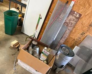 LOT OF METAL PIECES