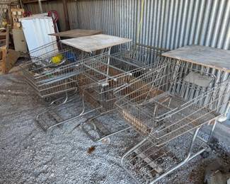 4 SHOPPING CARTS