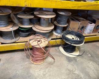 LOT OF CABLE WIRE