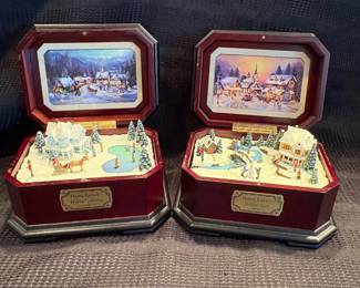 h Thomas Kinkade Music Box Lot of Two  Holiday Gathering  Holiday Spirit