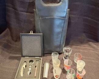 z Wine Bag Carrier with Shot Glasses and Wine Kit