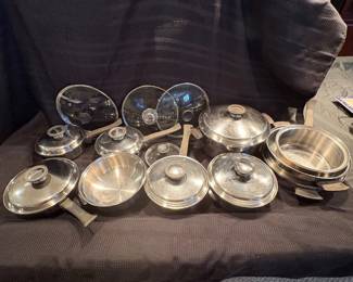 z 10Piece Stainless Steel Pots and Pans Set with Lids