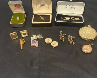 j Vintage Mens Cufflinks, Pins  Lockets Lot