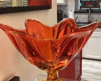 Viking Amberina orange color MCM stretched, footed ruffled bowl dish petals. 