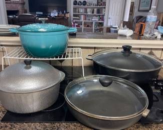 CAST IRON, COOKWARES