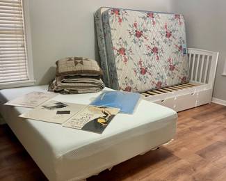QUEEN MATTRESSES, TWIN BED WITH TRUNDLE