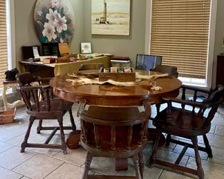 VINTAGE PEDESTAL TABLE WITH CHAIRS