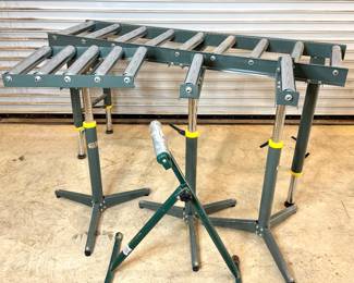 Shop Fox Heavy Duty 9 Roller Table with Table Extensions