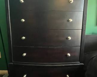 Black 5-Drawer Chest of Drawers - Ashley Furniture