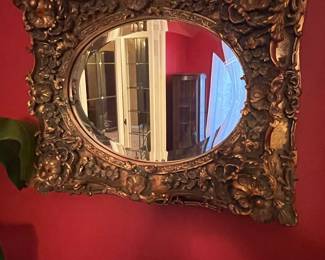 Antique Italian Carved Giltwood Oval Wall Mirror