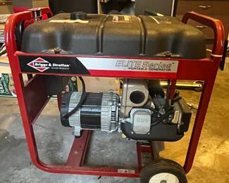 Briggs & Stratton Elite Series 5500/8500 Watt Portable Generator
