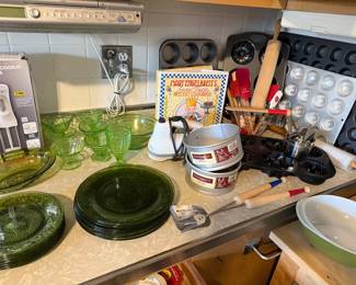 Vintage Indiana Glass "Daisy Green", Vintage Anchor Hocking Block Optic Sherbet Cups, Bake Ware