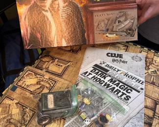 CLUE: Harry Potter Edition