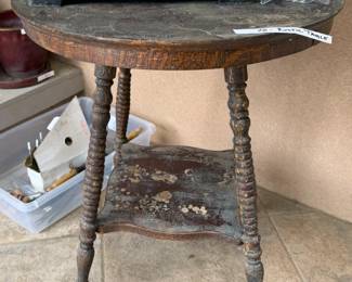 Antique bobbin-leg table