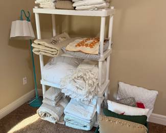 Misc linens 
