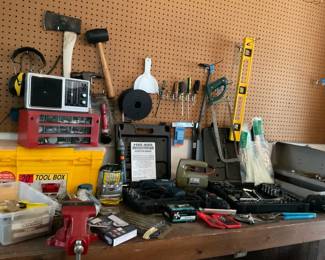 Garage Tools GE Radio