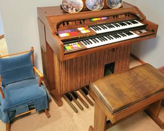 Vintage Kimball Organ