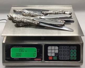  71pc STERLING SILVER REED AND BARTON FRANCIS I PATTERN FLATWARE. THIS LOT FEATURES STERLING SILVER REED AND BARTON FRANCIS I AN ORNATE, RENAISSANCE STYLE INSPIRED BY THE 16th CENTURY. AN INVESTMENT THAT GROWS WITH GENERATIONS. WEIGHTS ARE AS FOLLOWS. SOLID STERLING FLATWARE 2585.48 GRAMS, 5.7 lbs. STERLING SILVER HANDLE FLATWARE 861.83 GRAMS, 1.9 lbs. TOTAL COMBINED WEIGHT 3447.3 GRAMS, 7.6 lbs.