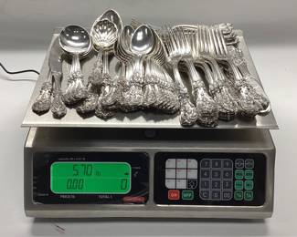  71pc STERLING SILVER REED AND BARTON FRANCIS I PATTERN FLATWARE. THIS LOT FEATURES STERLING SILVER REED AND BARTON FRANCIS I AN ORNATE, RENAISSANCE STYLE INSPIRED BY THE 16th CENTURY. AN INVESTMENT THAT GROWS WITH GENERATIONS. WEIGHTS ARE AS FOLLOWS. SOLID STERLING FLATWARE 2585.48 GRAMS, 5.7 lbs. STERLING SILVER HANDLE FLATWARE 861.83 GRAMS, 1.9 lbs. TOTAL COMBINED WEIGHT 3447.3 GRAMS, 7.6 lbs.