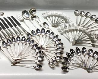 107pc STERLING GORHAM FAIRFAX PATTERN FLATWARE SET THIS LOT FEATURES GORHAMS ART DECO FAIRFAX PATTERN ON FINE STERLING SILVER FLATWARE. A CLASSIC INVESTMENT FOR ANY HOME AND CONTRIBUTES TO GENERATIONAL WEALTH. WEIGHTS ARE AS FOLLOWS. SOLID STERLING FLATWARE 3211.43 GRAMS, 7.08 lbs. FLATWARE W/ STERLING HANDLES 1043.26 GRAMS, 2.3 lbs. TOTAL COMBINED WEIGHT 4254.7 GRAMS, 9.38 lbs.