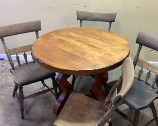 RUSTIC WOOD DINING TABLE WITH VTG. WOOD CHAIRS NO SHIPPING PICK UP ONLY