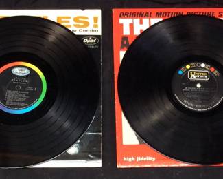 (2) VTG. VINYL BEATLES ALBUMS, MEET THE BEATLES & A HARD DAYS NIGHT