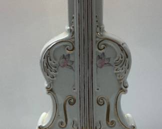 ANTIQUE GERMAN PORCELAIN THE PRINCE AND PRINCESS HORSE DRAWN CARRIAGE WITH A PORCELAIN VIOLIN LAMP AND SCALLOPED CAPIZ STYLE SHADE