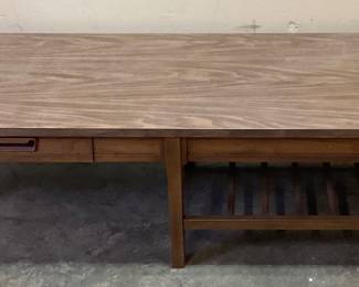 MODERN COFFEE TABLE NO SHIPPING PICKUP ONLY