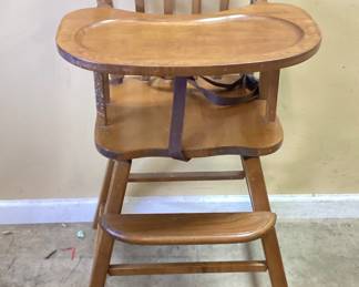 1980â€™S NU LINE SOLID WOOD CHILDS HI CHAIR MADE IN THE USA Pickup only No shipping