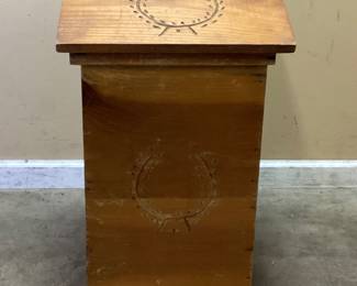 VTG. WOODEN ONION, POTATO, WASTE BIN PRIMITIVE BIN WITH HINGED LID AND REMOVABLE TOP. NO SHIPPING PICKUP ONLY