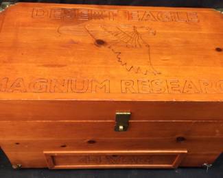 WINCHESTER MAGNUM RESEARCH FIELD BOX, LIKE NEW NO SHIPPING PICKUP ONLY