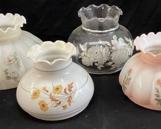 (4) VTG. DECORATIVE GLASS LAMP SHADES NO SHIPPING PICKUP ONLY