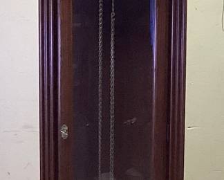 HOWARD MILLER GRANDFATHER CLOCK, MODEL #610-519 WITH THE KEY & WEIGHTS NO SHIPPING PICKUP ONLY