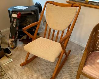 $500.00 AVAILABLE NOW 