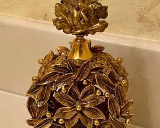 Gold Floral Orb / Decorative Finial Piece