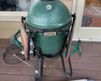 Big Green Egg – Large Ceramic Kamado Grill