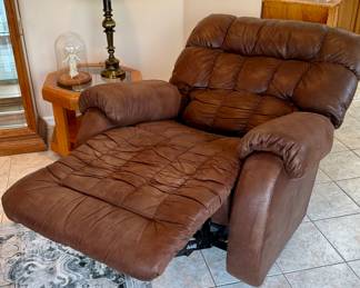 “Beast” Oversized Recliner!